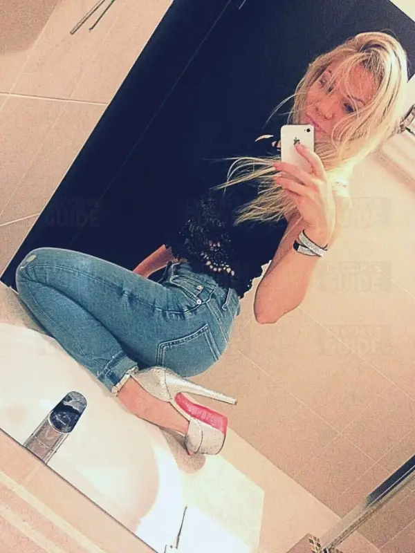 Mia