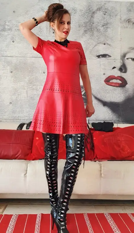 Mistress Lana