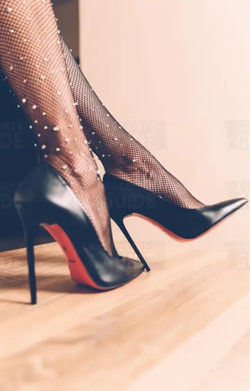 Mistress Dubai Elina from Europe
