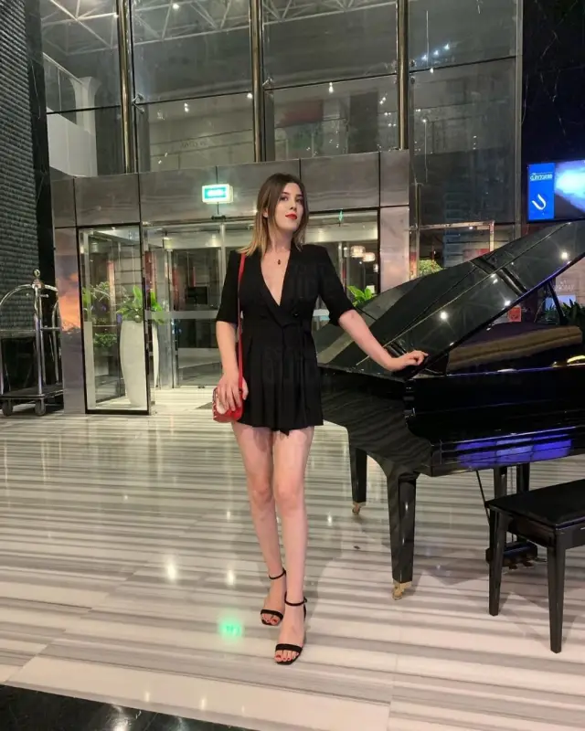 Elif Turkish Dubai Escort - Video Avail