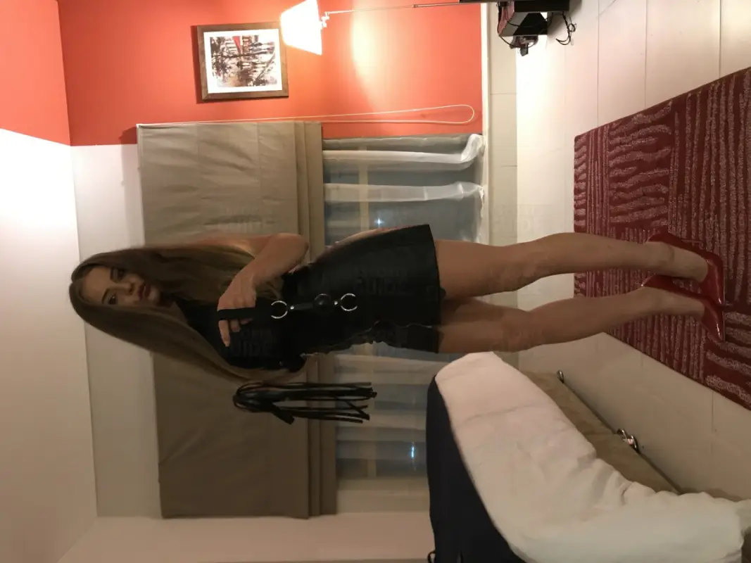 Professional Mistress Adriana