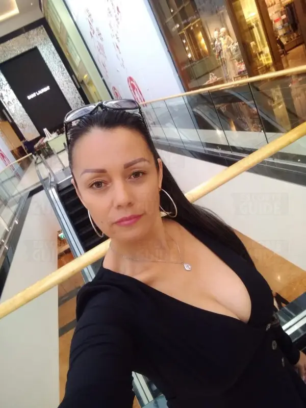 Carolina ??Colombian Sexi, Mature