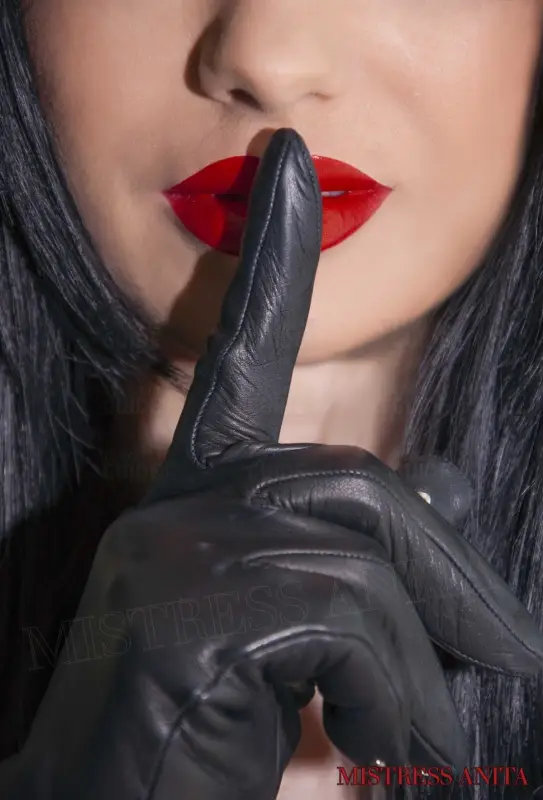 Mistress Dubai Anita from Belgium