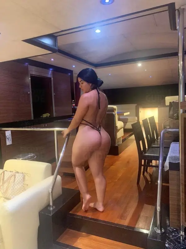 Sensual Latina CATALINA