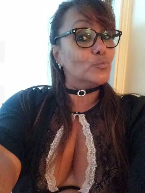 Curvy Munike Masseur*GFE