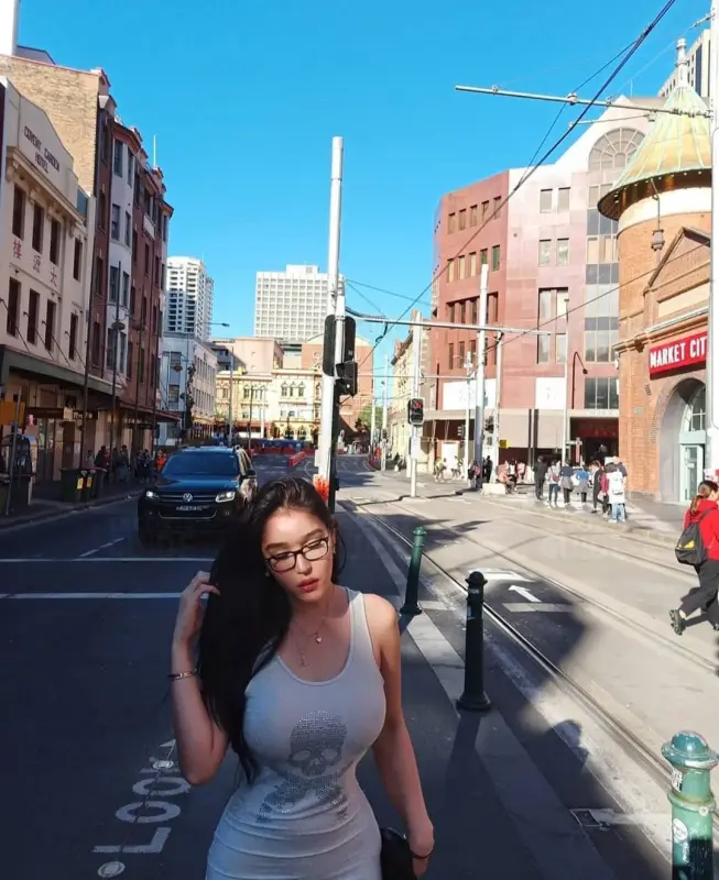 Mia Oriental