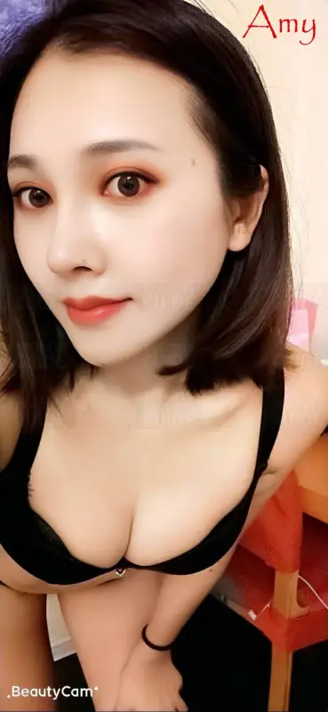 Amy and Linda Singapore Escorts