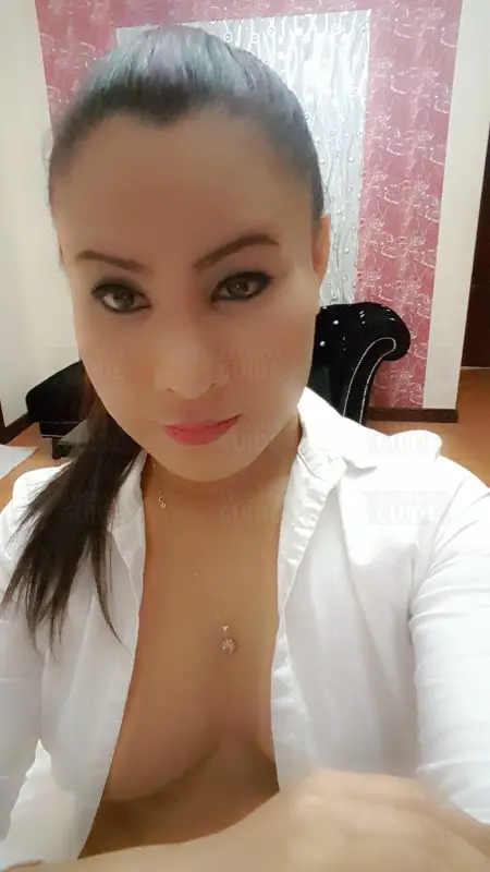 Mantra Nuru Massage