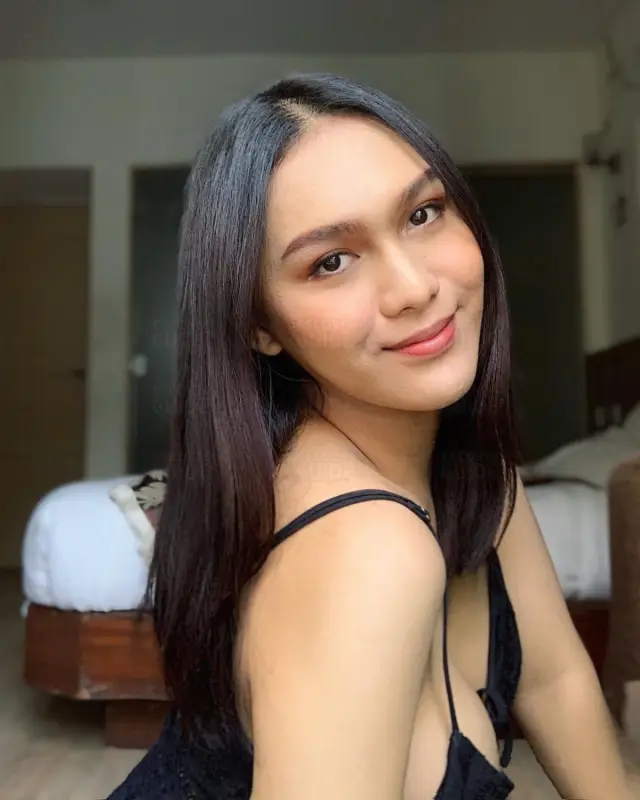 Cum on Zoe's Cam