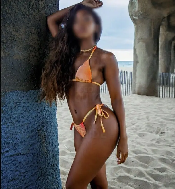Chloe camshows only