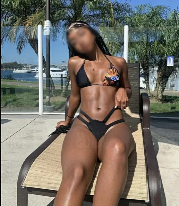 Chloe camshows only