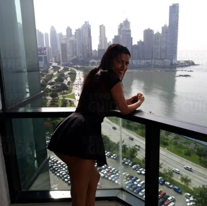 Skinny Nataly
