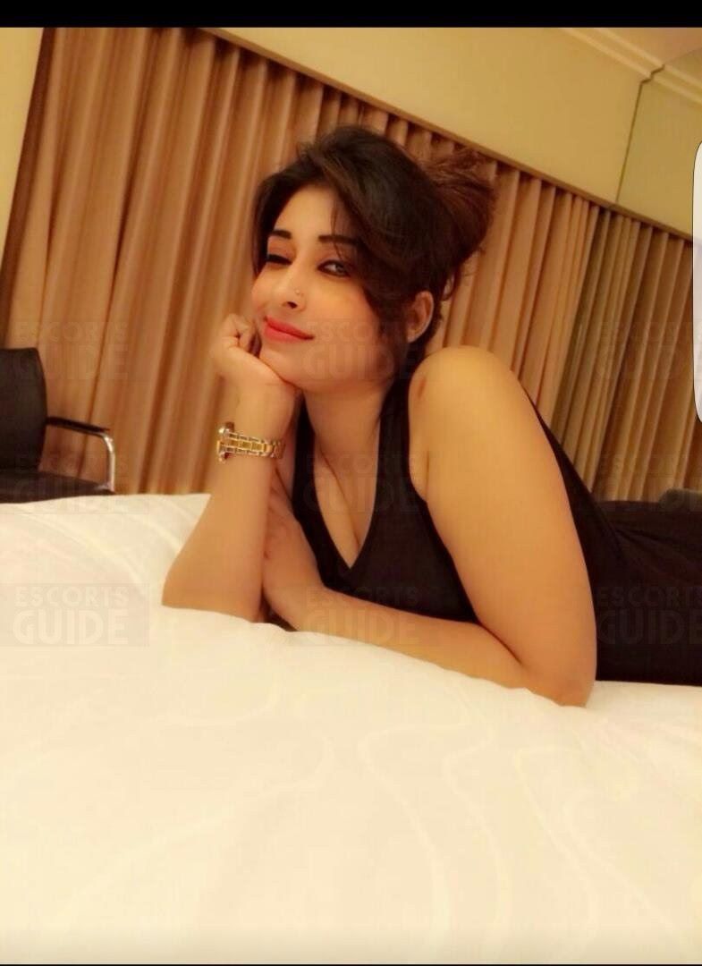 Liza Hot