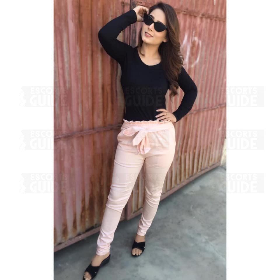 Stunning Mahira Genuine Model Escort