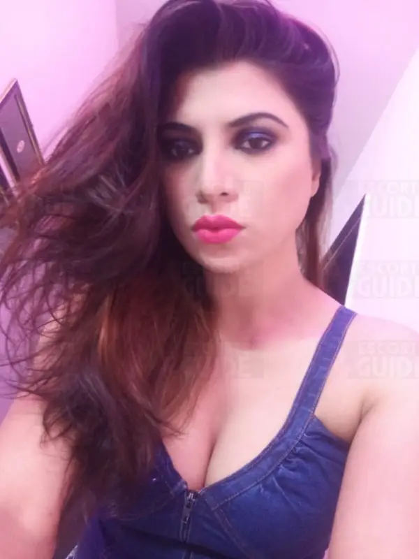 Mistress Alisha Singh