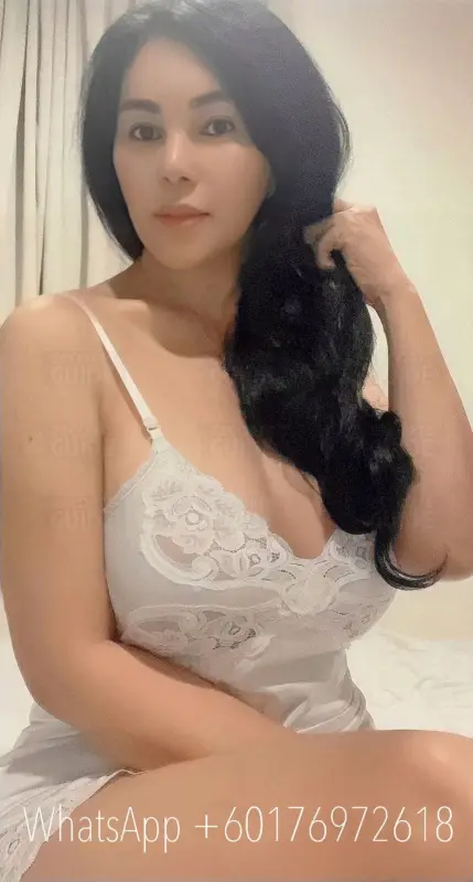 Hottest Female from Philippine — Johor Bahru