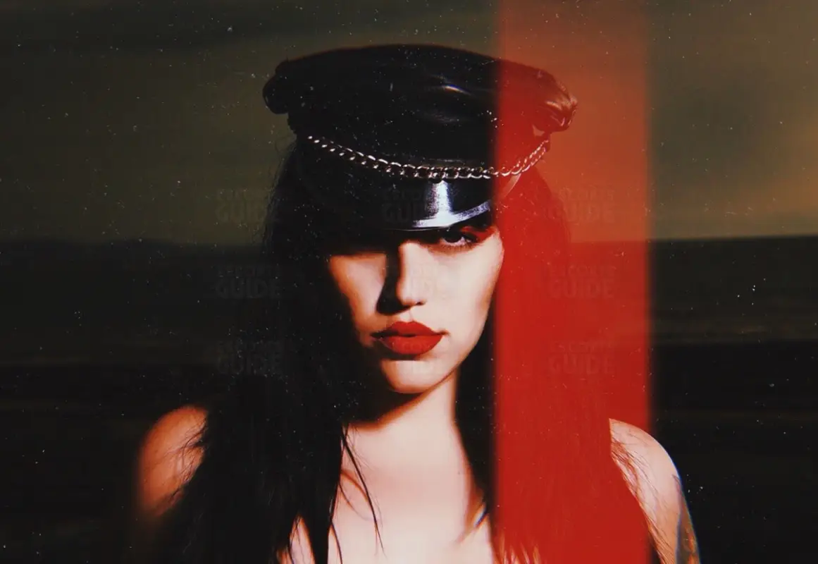 New York Goddess Simone Siren