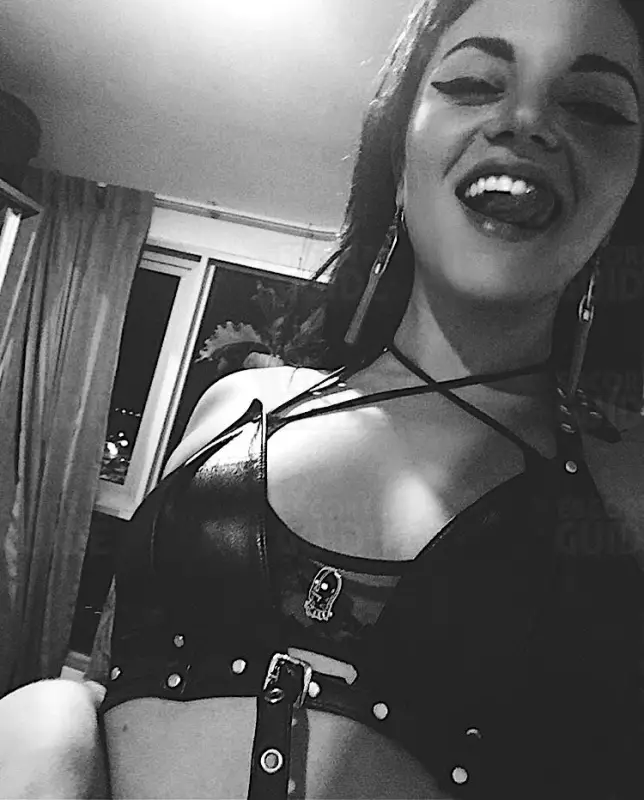 New York Goddess Simone Siren