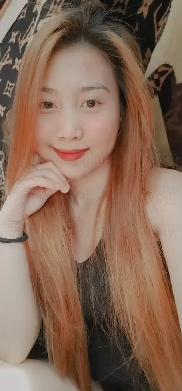 Tiffany Masseuse
