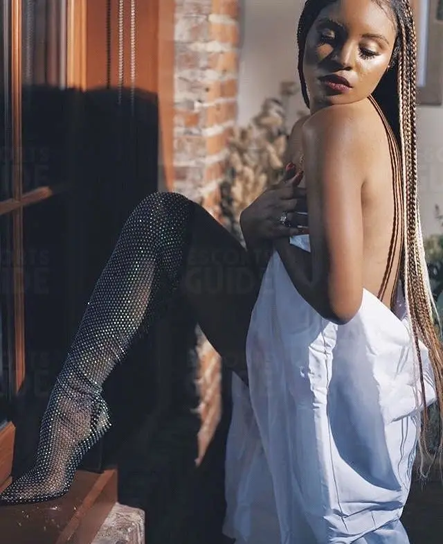 Sarah Simone