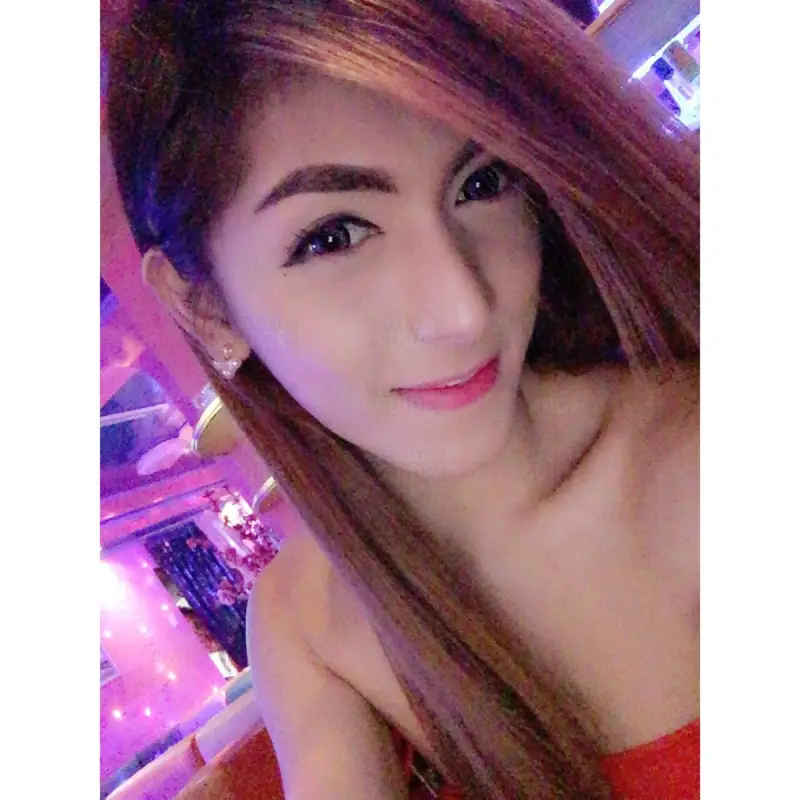 Hanna, Escort
