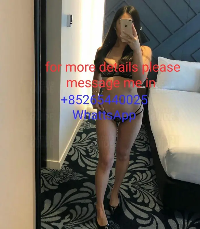 Sabrina (Cam Show Anytime)