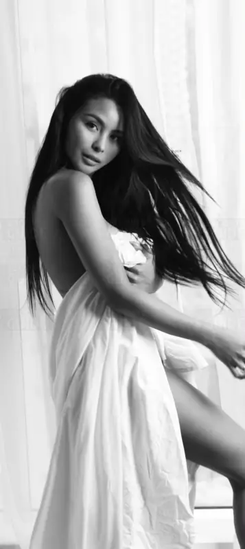 The Most Beautiful Maxene