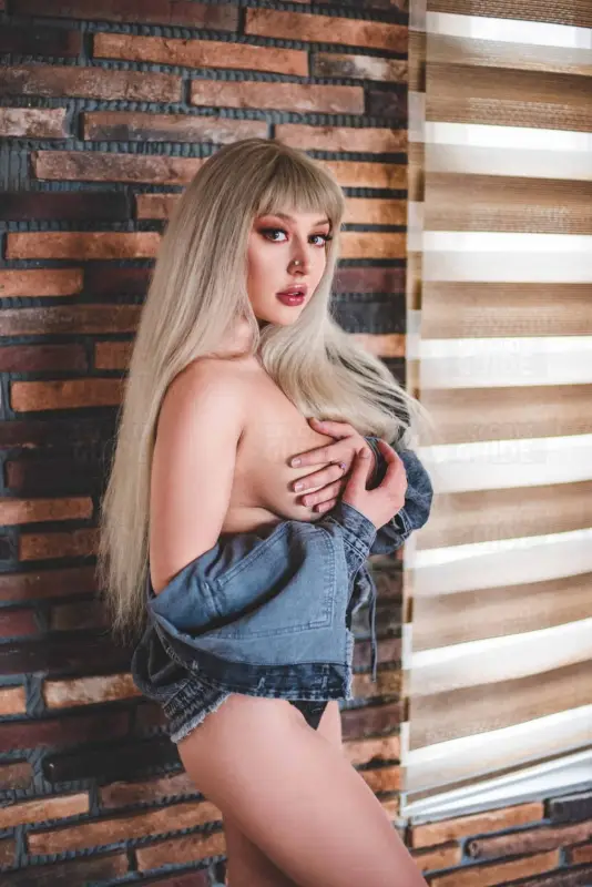 Katrin from Ukraine