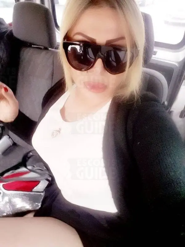Arina Sexs Ledi Full Service Xxlboobs