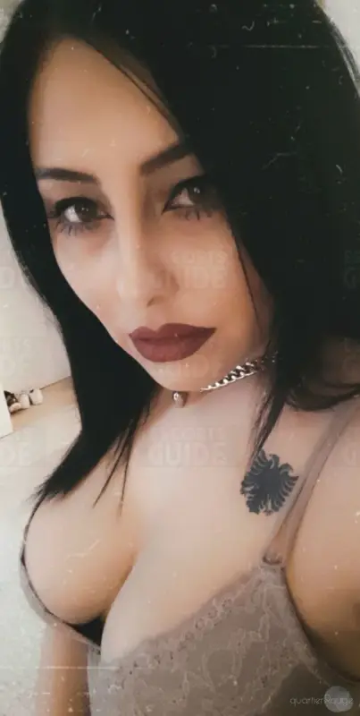 ALESSIA 100%real pics ! Last day here xxx