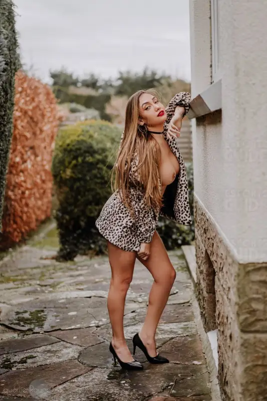 NEW NEW MEL DOUX JEUNE PORTUGAIS ..PAS ANAL