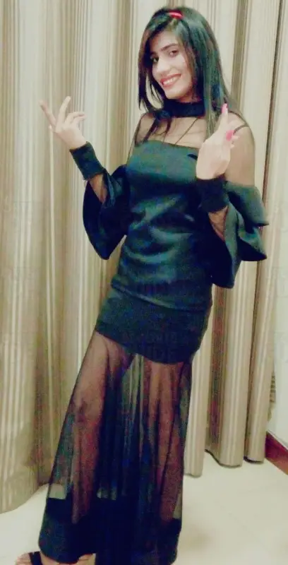 Hina Pakistani Escorts