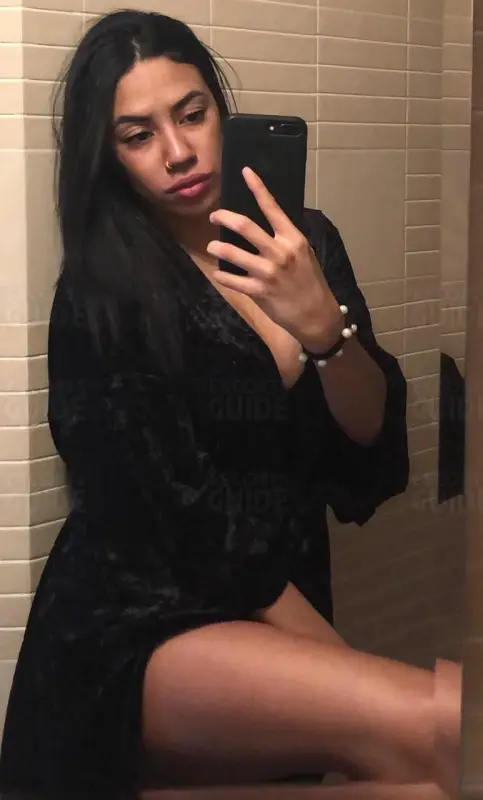 Escortgirl Lia