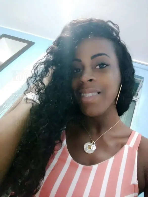 Escortgirl Cacau Muniz