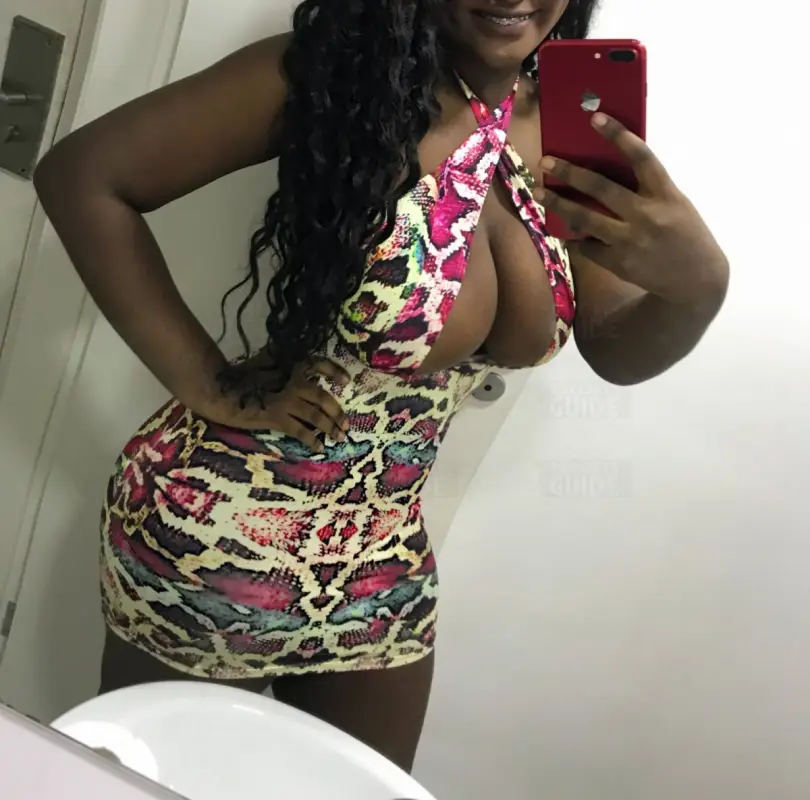 Escortgirl Isa Bombom