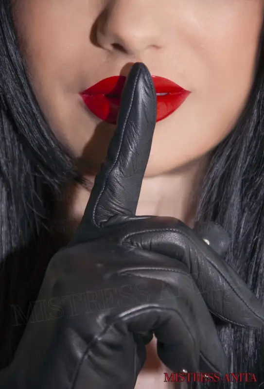 Mistress Dubai Anita from Belgium