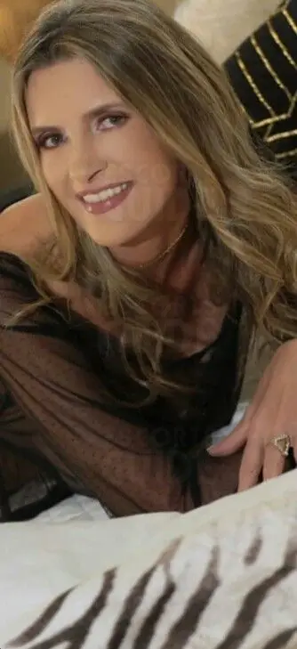 Escortgirl Helena