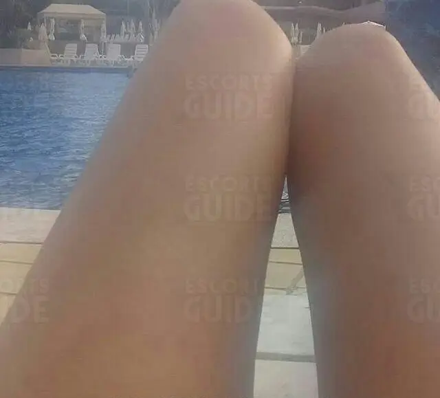 Escortgirl Helena