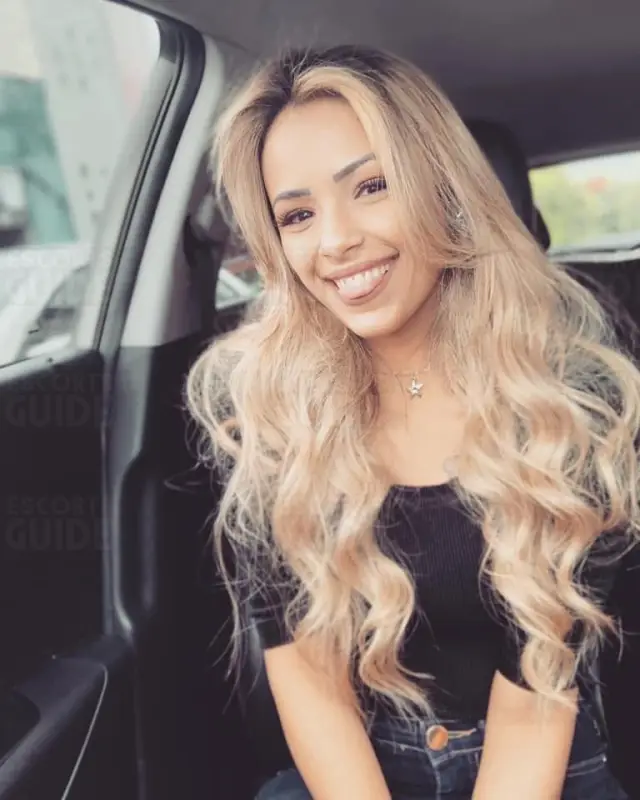 Escortgirl Lunna