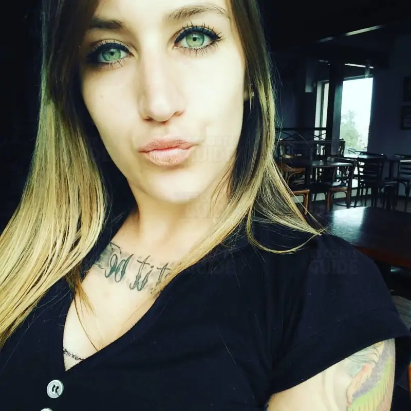 Escortgirl Brenda