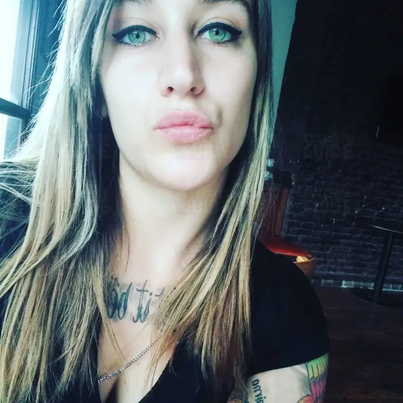 Escortgirl Brenda