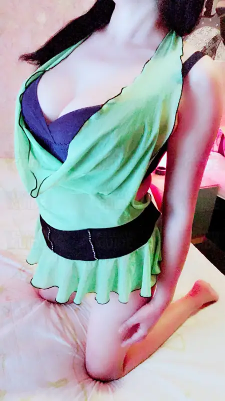 Escortgirl Anqi