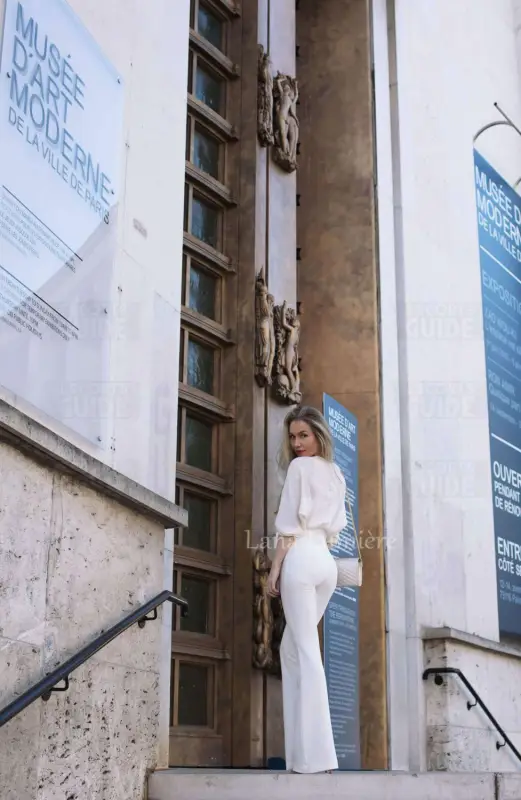 Escortgirl Lumière
