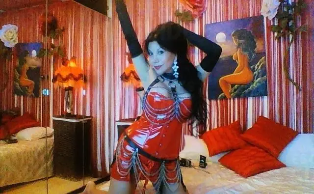 Escortgirl lili latina a nantes cote beaulieu