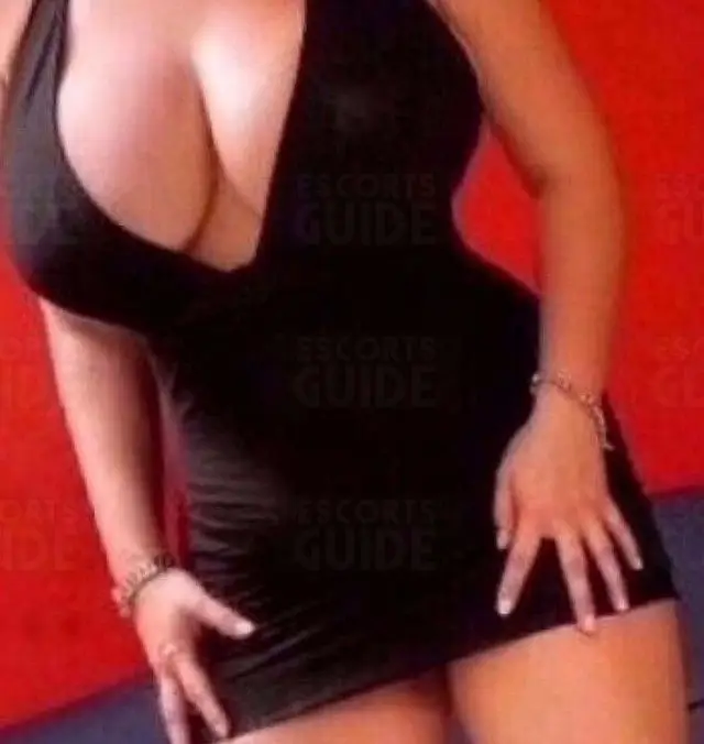 Escortgirl Karolline