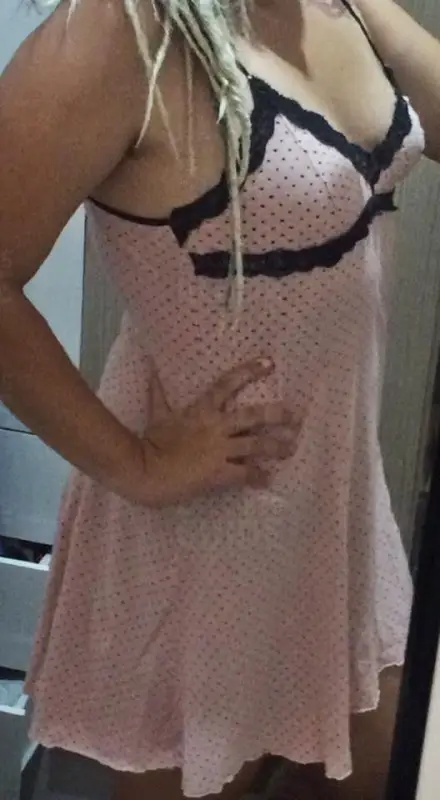 Escortgirl Babi Hippie