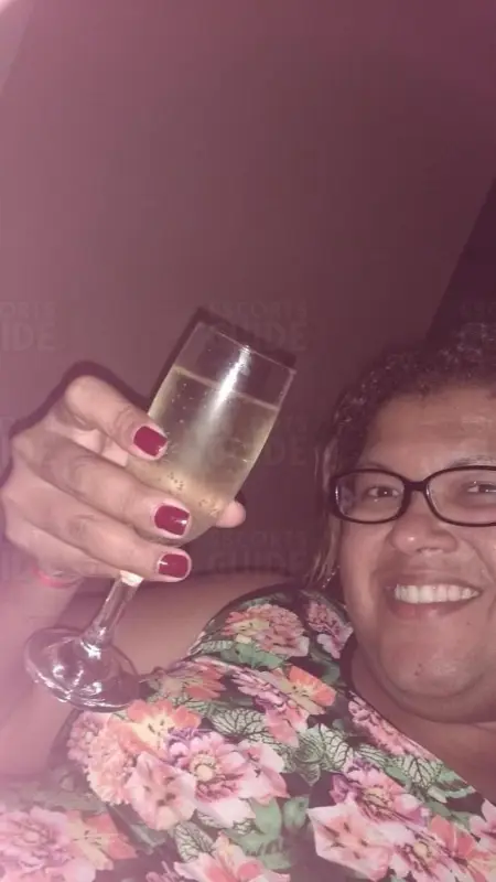 Escortgirl Thaynara Costa Araujo
