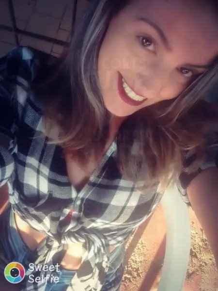 Escortgirl Jeniffer Santos