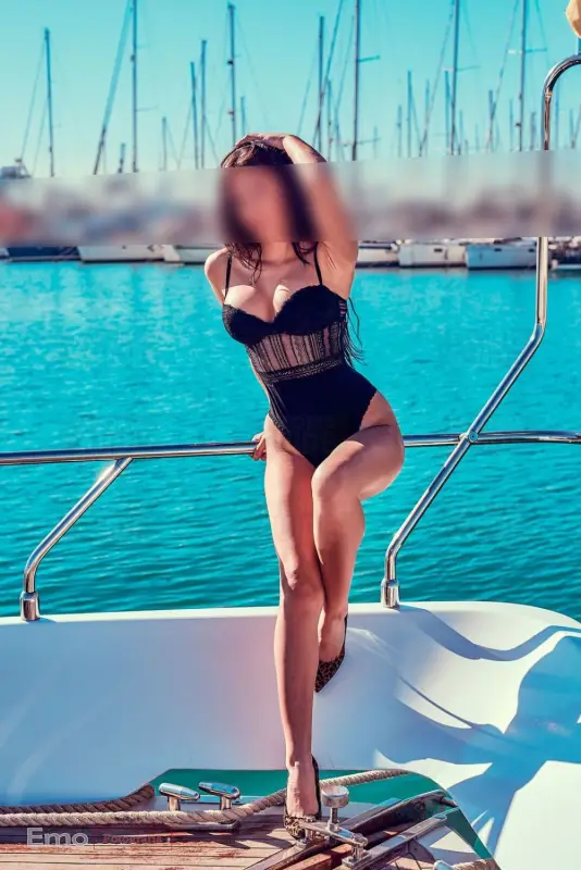 Escortgirl Laura