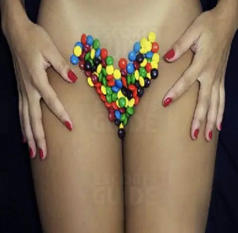 Escortgirl Danny Bond